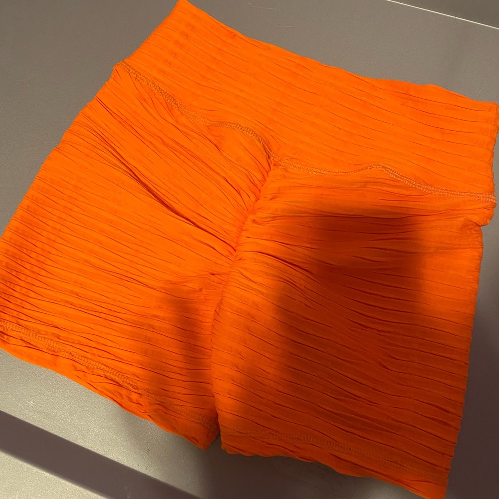 Abs2b shorts - Picture 2 of 3